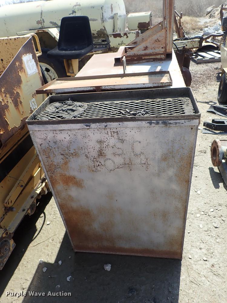 image for item FN9798 (2) steel tanks