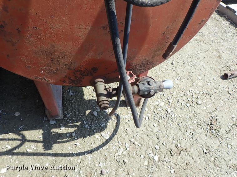 image for item FN9798 (2) steel tanks