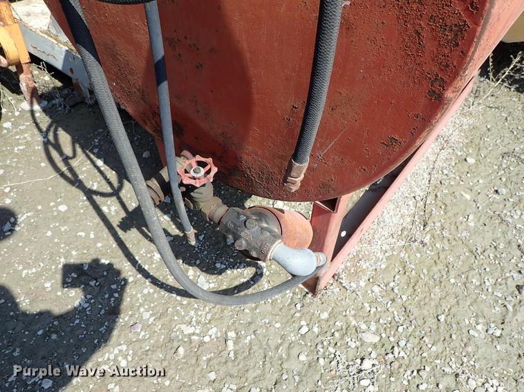 image for item FN9798 (2) steel tanks