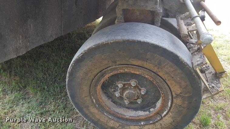 image for item FS9518 Ferguson SP1118 pneumatic roller