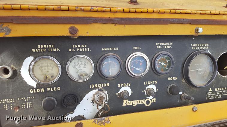 image for item FS9518 Ferguson SP1118 pneumatic roller