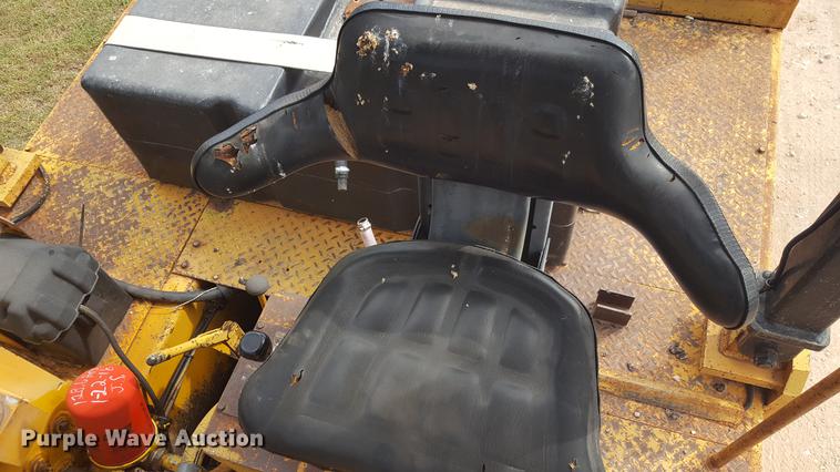 image for item FS9518 Ferguson SP1118 pneumatic roller