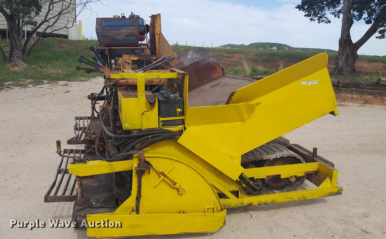 image for item FS9519 Lee Boy 900 paver