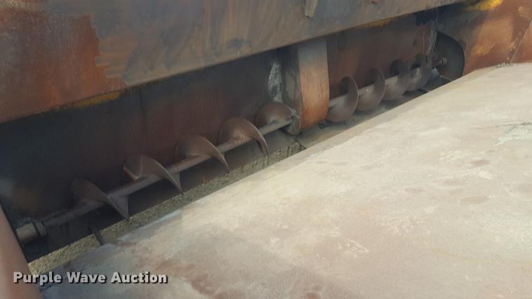 image for item FS9519 Lee Boy 900 paver