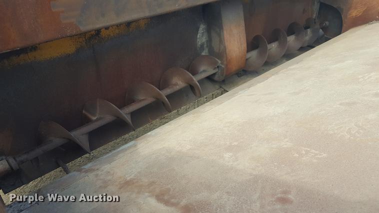 image for item FS9519 Lee Boy 900 paver