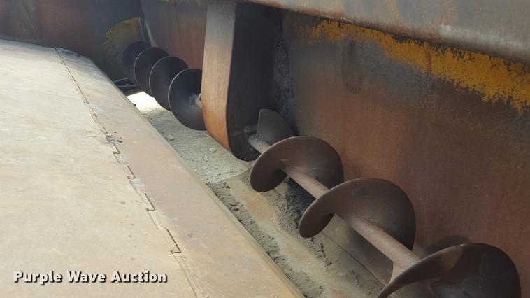 image for item FS9519 Lee Boy 900 paver