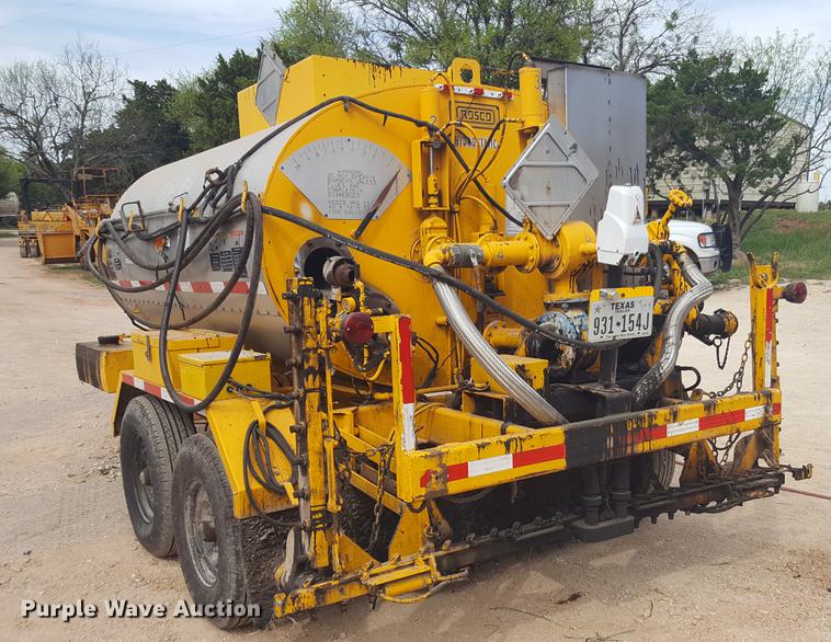 image for item FS9520 2002 Rosco asphalt distribution trailer