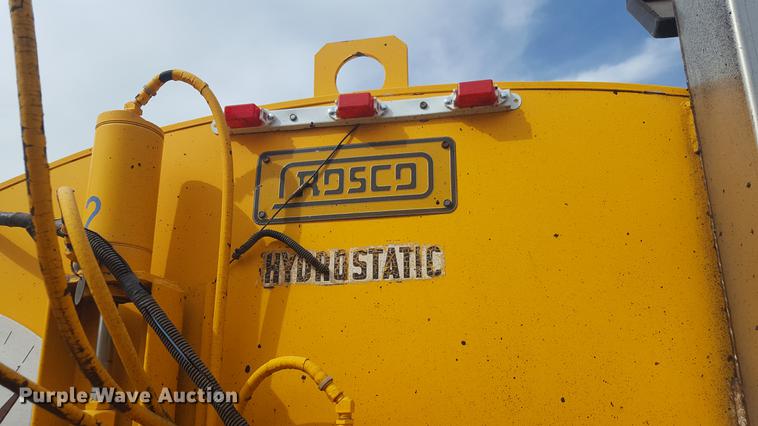 image for item FS9520 2002 Rosco asphalt distribution trailer