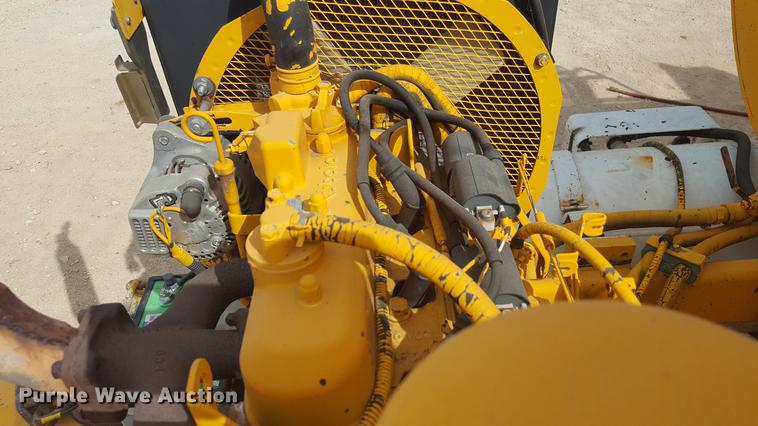 image for item FS9520 2002 Rosco asphalt distribution trailer