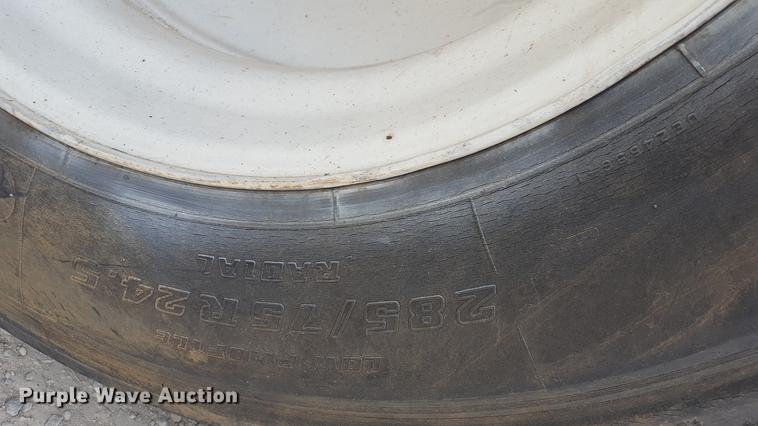 image for item FS9522 1985 Freuhauf 4FL019317 tank trailer