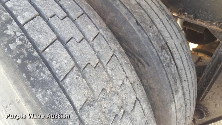 image for item FS9522 1985 Freuhauf 4FL019317 tank trailer