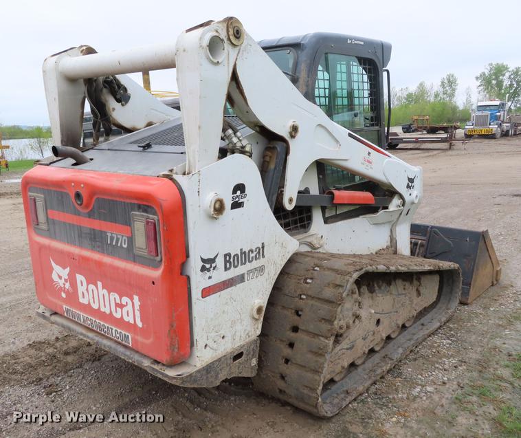 image for item DE3402 2011 Bobcat T770 skid steer