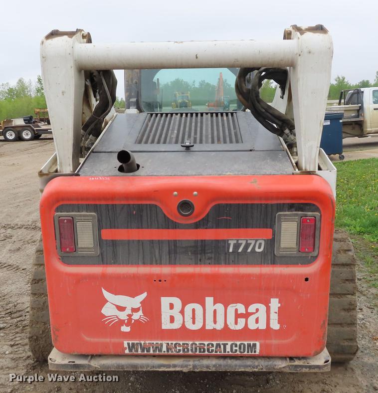 image for item DE3402 2011 Bobcat T770 skid steer