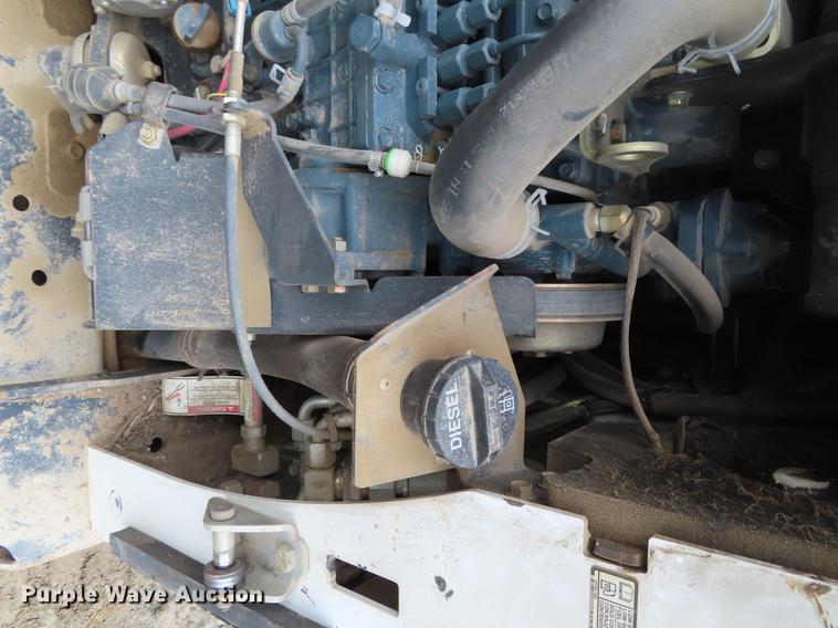 image for item DE3402 2011 Bobcat T770 skid steer