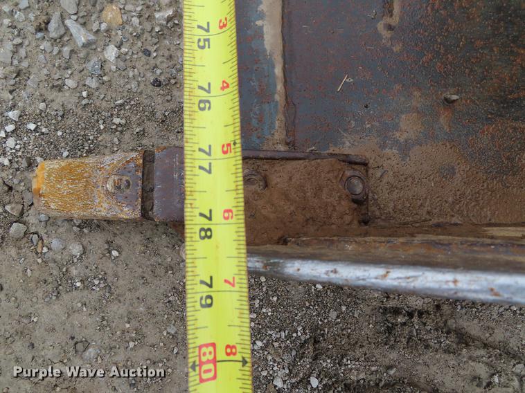 image for item DE3402 2011 Bobcat T770 skid steer