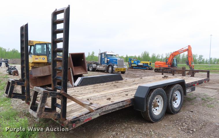 image for item DE3405 2004 Maxwell utility trailer