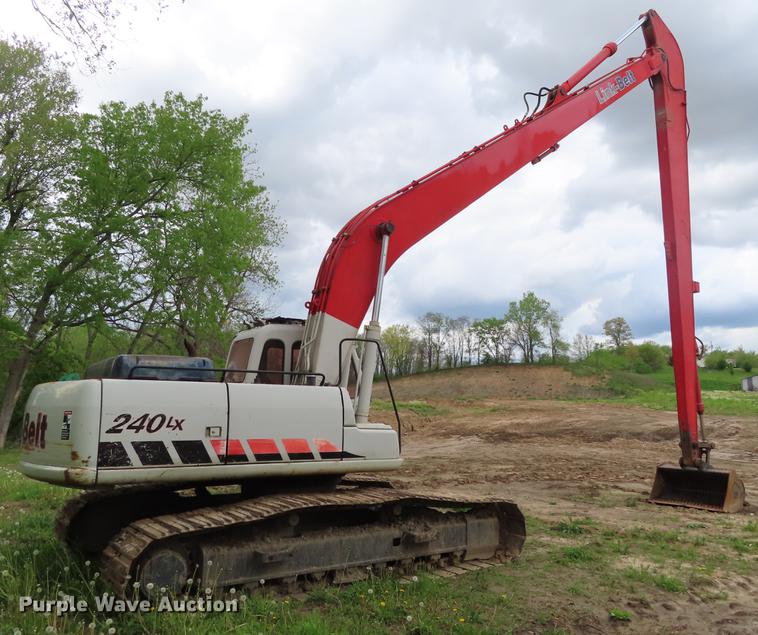 image for item DE3409 2005 Link-Belt 240 LX long reach excavator