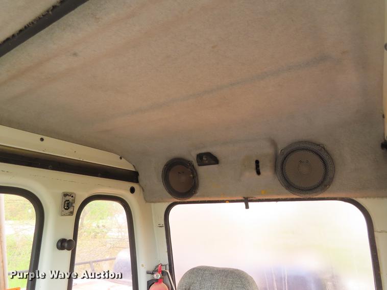 image for item DE3409 2005 Link-Belt 240 LX long reach excavator