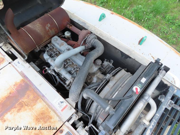 image for item DE3409 2005 Link-Belt 240 LX long reach excavator