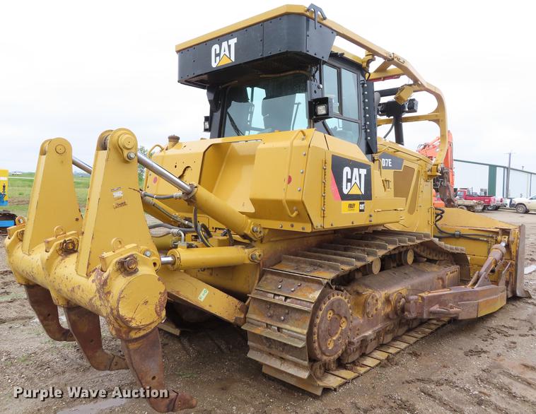 image for item DE3463 2010 Caterpillar D7E dozer