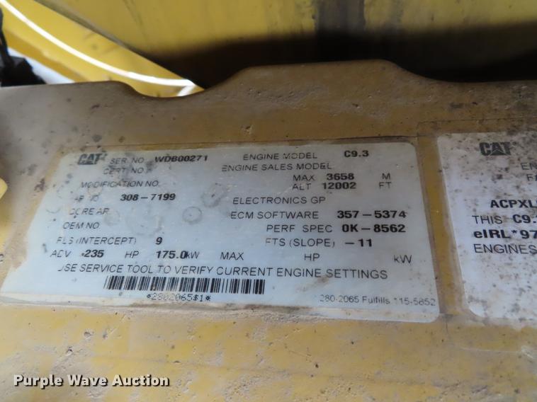 image for item DE3463 2010 Caterpillar D7E dozer