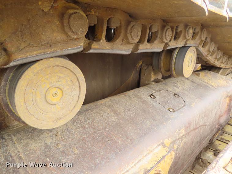 image for item DE3463 2010 Caterpillar D7E dozer