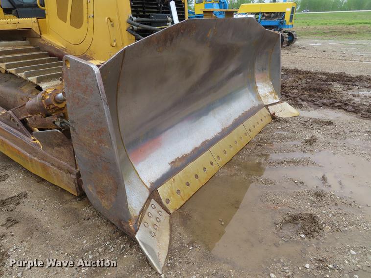 image for item DE3463 2010 Caterpillar D7E dozer