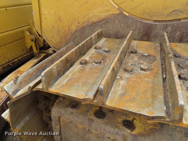 image for item DE3463 2010 Caterpillar D7E dozer