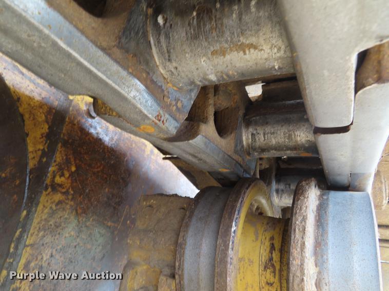 image for item DE3463 2010 Caterpillar D7E dozer