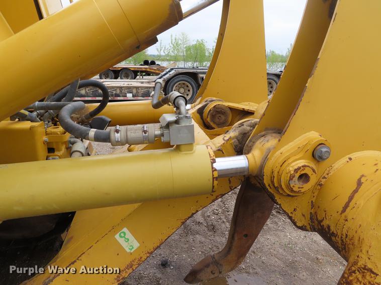 image for item DE3463 2010 Caterpillar D7E dozer