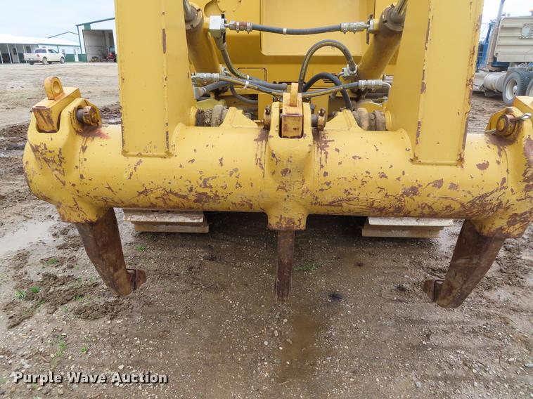 image for item DE3463 2010 Caterpillar D7E dozer