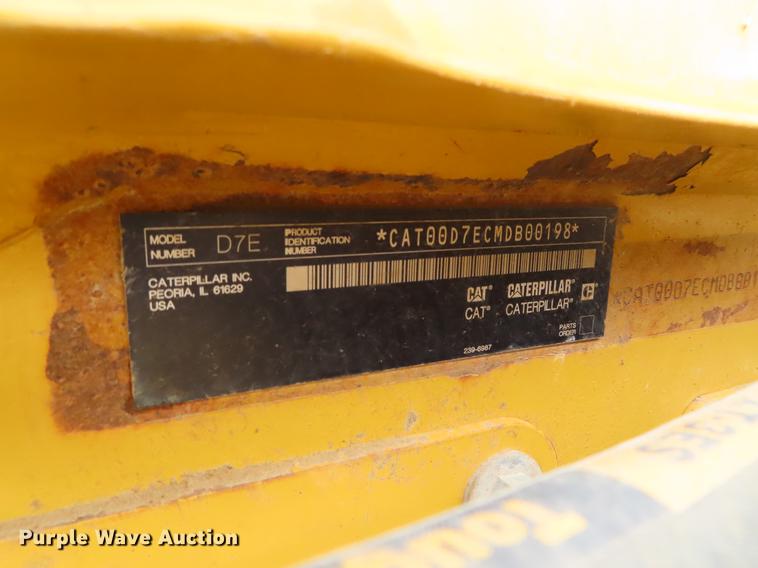 image for item DE3463 2010 Caterpillar D7E dozer