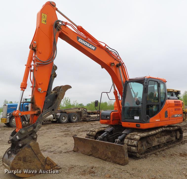 image for item DE3464 2015 Doosan DX140LC-3 excavator