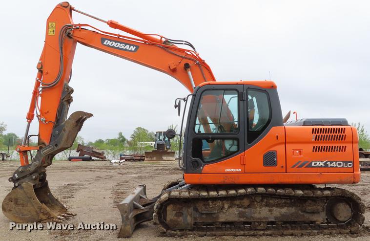 image for item DE3464 2015 Doosan DX140LC-3 excavator