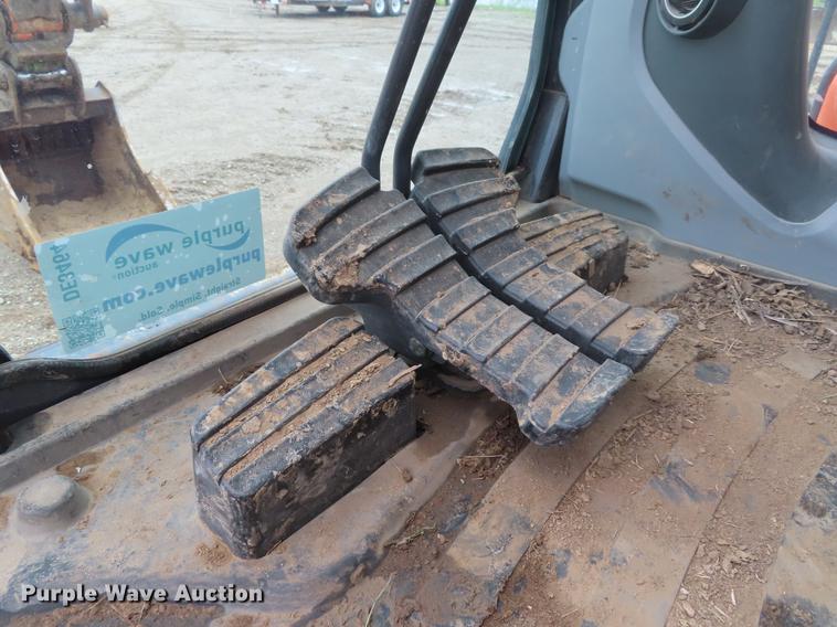 image for item DE3464 2015 Doosan DX140LC-3 excavator