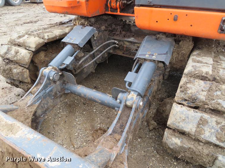 image for item DE3464 2015 Doosan DX140LC-3 excavator