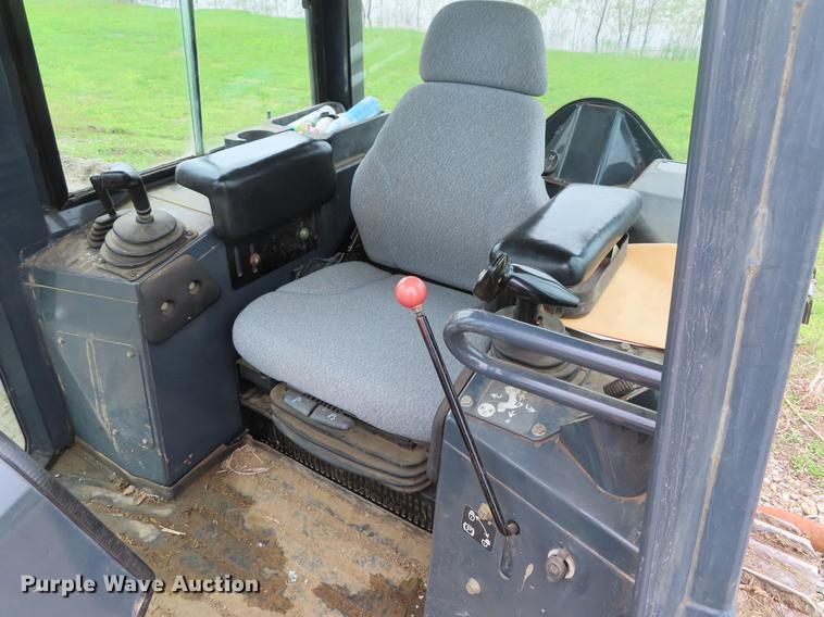 image for item DE3465 2005 John Deere 650J XLT dozer