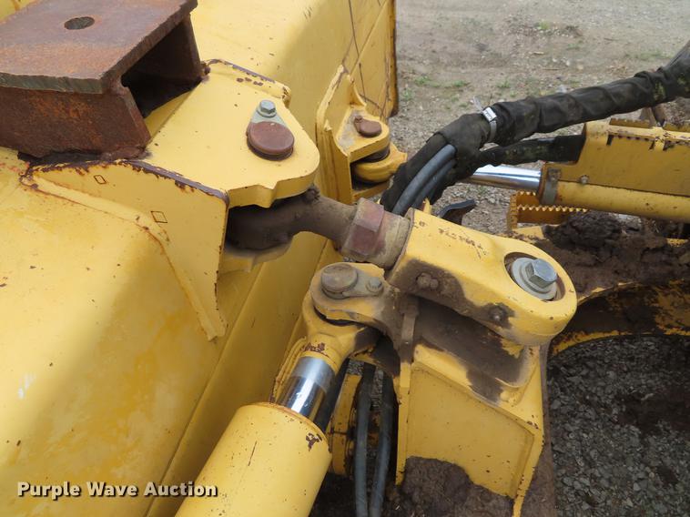 image for item DE3465 2005 John Deere 650J XLT dozer