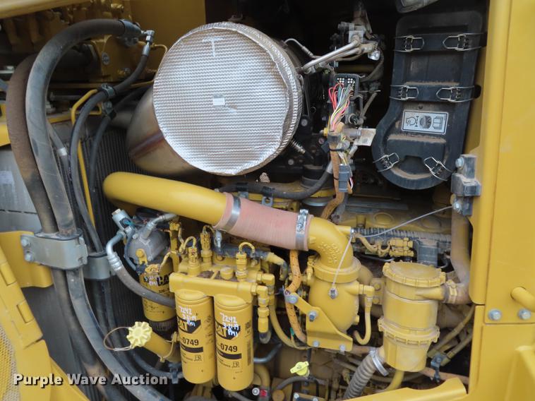 image for item DE3466 2011 Caterpillar D7E dozer