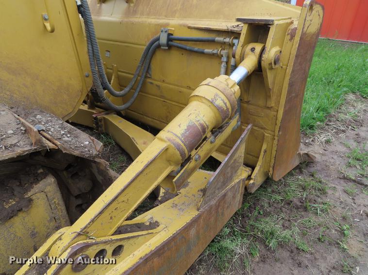 image for item DE3466 2011 Caterpillar D7E dozer