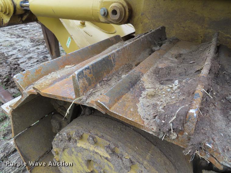 image for item DE3466 2011 Caterpillar D7E dozer