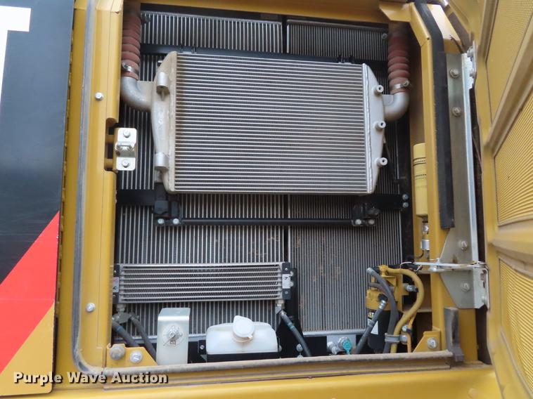 image for item DE3467 2014 Caterpillar 329E L excavator