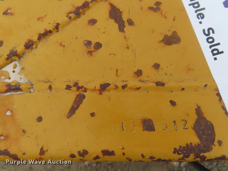 image for item DE3491 Chamberlain tile trailer