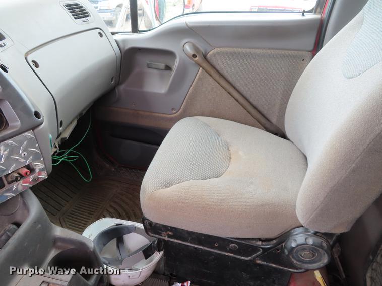 image for item DF7828 1999 Sterling A-Line dump truck