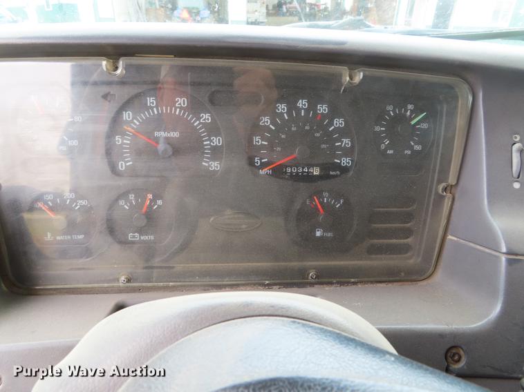 image for item DF7828 1999 Sterling A-Line dump truck