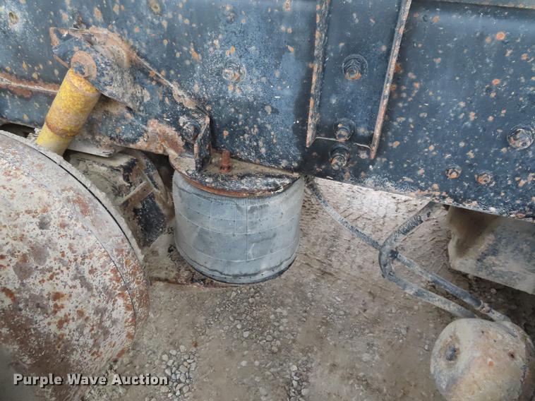 image for item DF7828 1999 Sterling A-Line dump truck