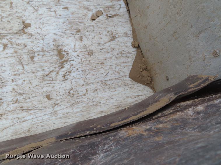 image for item DF7828 1999 Sterling A-Line dump truck