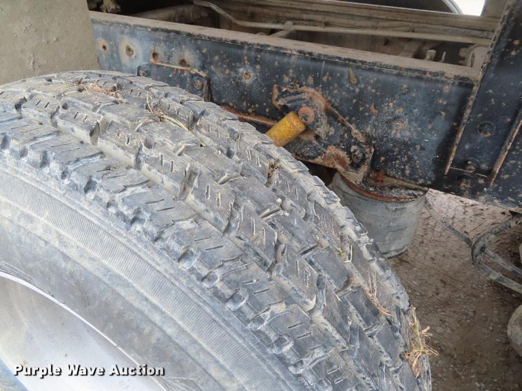 image for item DF7828 1999 Sterling A-Line dump truck