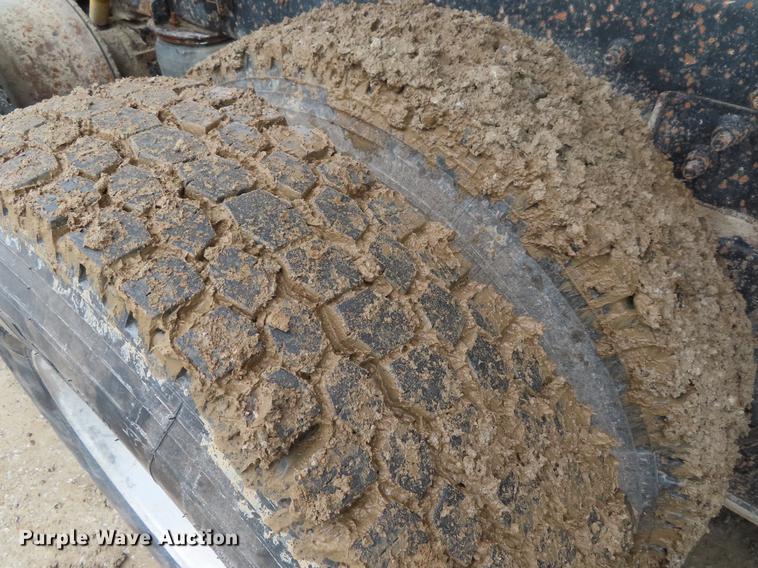 image for item DF7828 1999 Sterling A-Line dump truck