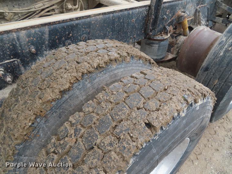 image for item DF7828 1999 Sterling A-Line dump truck